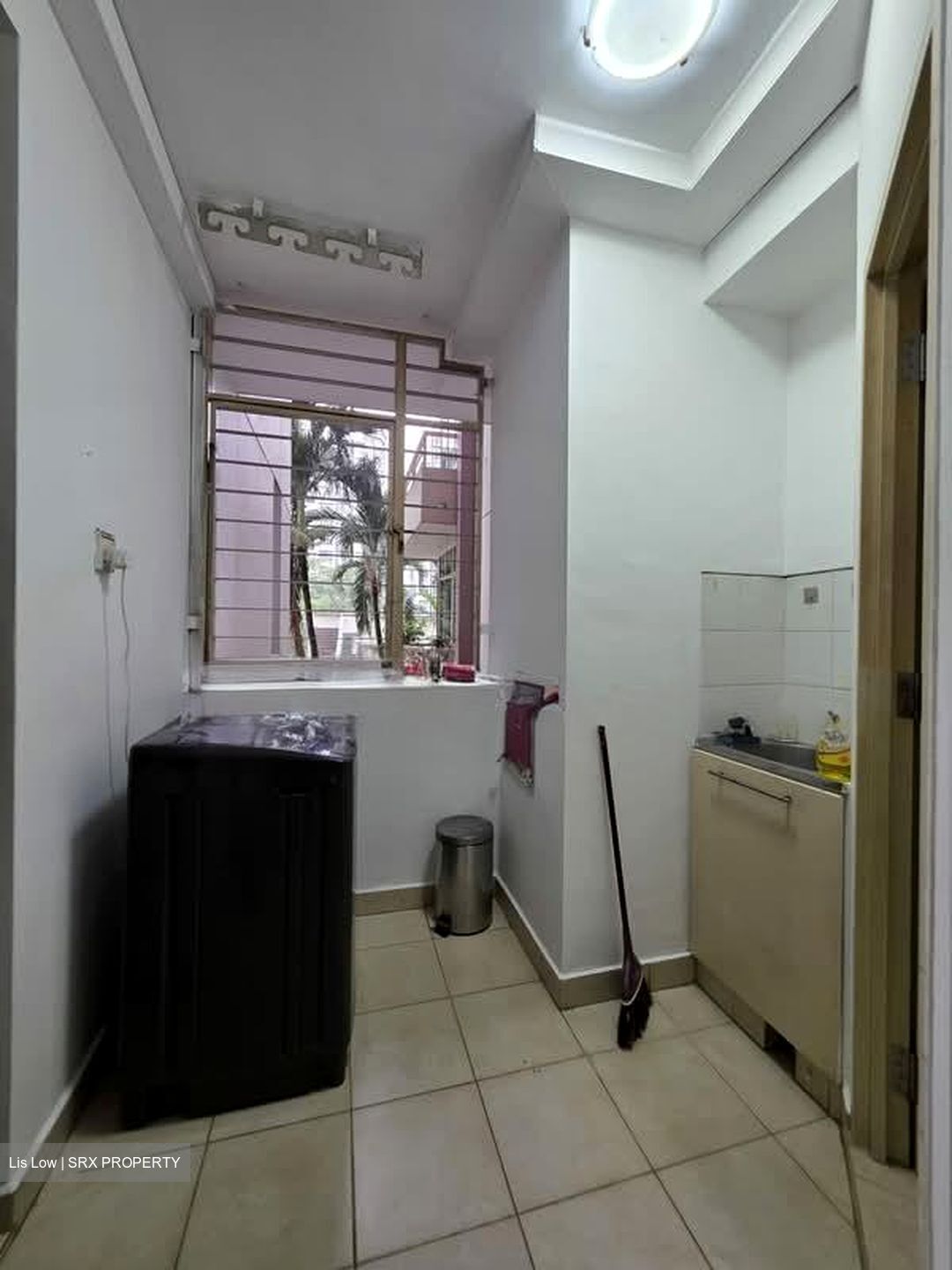 Lilydale (D27), Condominium #588911321